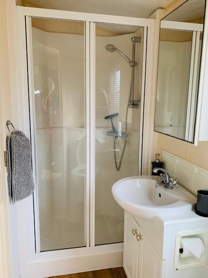 157 Amour Caravan Tywyn Luaran gambar